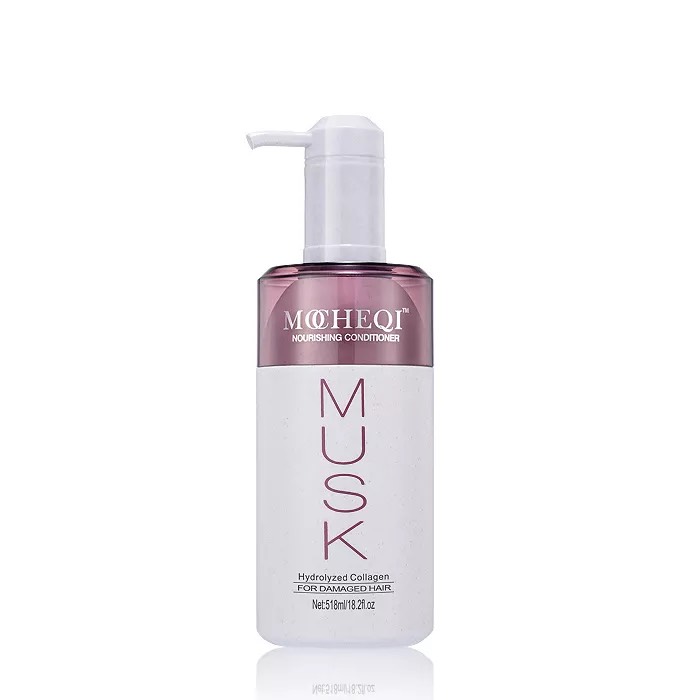 Zdjęcie produktu - butelki odżywki do włosów MOHEQI MUSK o pojemności 518 ml. Butelka ma biały dół, różowo-fioletową górę i białą pompkę. Napis "MUSK" jest różowy, a poniżej znajdują się napisy "Hydrolyzed Collagen" oraz "FOR DAMAGED HAIR", co wskazuje na to, że odżywka jest przeznaczona do włosów zniszczonych i zawiera hydrolizowany kolagen. Produkt jest sfotografowany na białym tle.